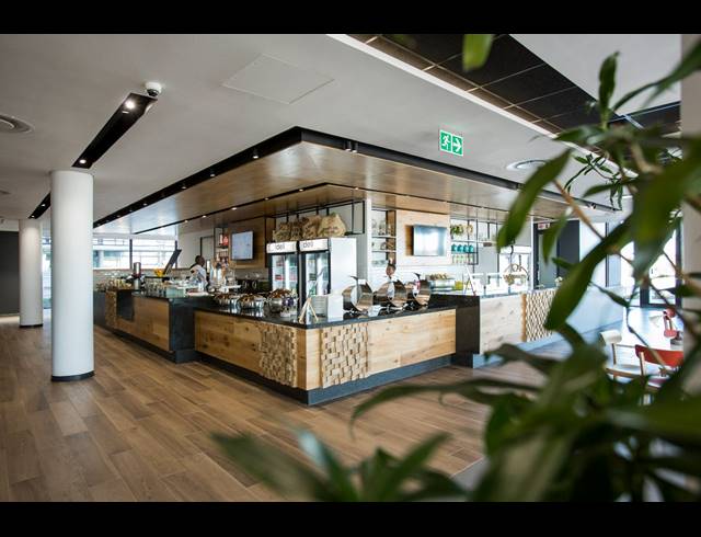 2,495M² OFFICE TO LET IN NOORDWYK